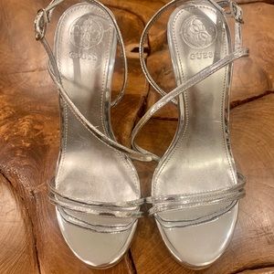 Gorgeous bridal wedding shoes high heels guess